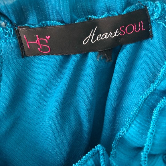 Sleeveless Ruffle Front Top - Picture 4 of 5